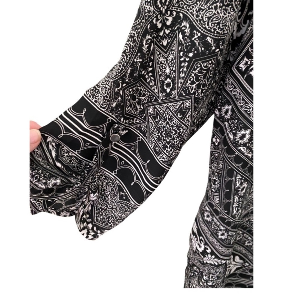 Roz & Ali Black/White Flowy Tunic Top Blouse NWT Size L - Picture 3 of 9